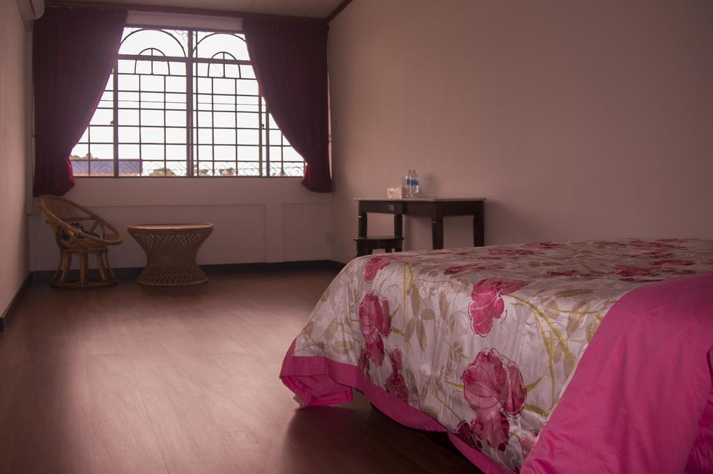 Bike And Tours Bed And Breakfast Lahad Datu Cameră foto